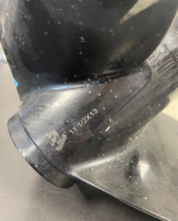 Blue Perfomance 11 1/2 X 13P til Suzuki 60HK