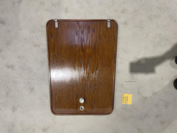 BORDPLADE MED HÆNGSLER