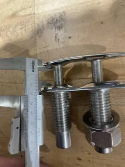 Rustfri Pullert / Fortøjningsklampe – AISI 316 UDEN MØTRIK