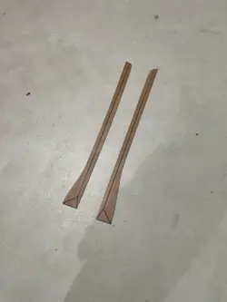 Coaster 600 – Sidelister i Teaklook (sæt á 2 stk.) – Let skade på bagsiden