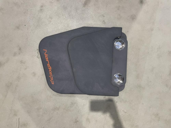 NORDKAPP BORDPLADE, FOLDBAR MED 4 KOPHOLDERE