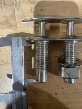 Rustfri Pullert / Fortøjningsklampe – AISI 316 UDEN MØTRIK